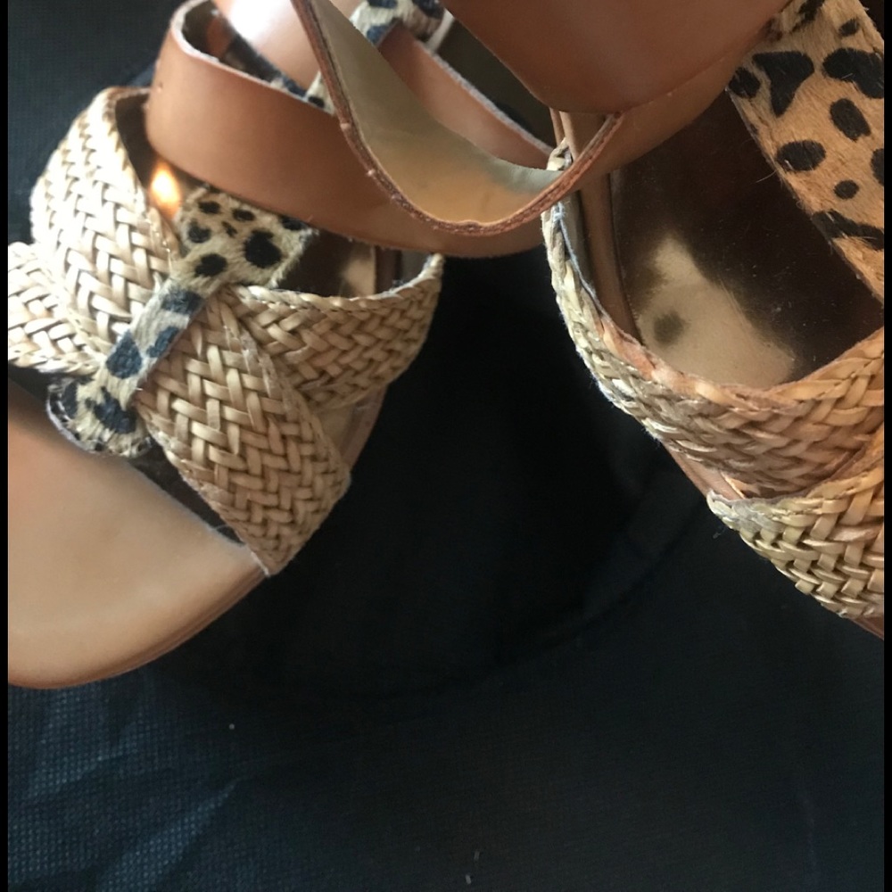 Shoes - Picture 3 of 4